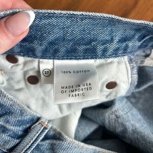 27 GRLFRND Super High Rise Karolina Reach Out Button Fly Destroyed Mom Jeans